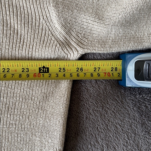 Lululemon Merino Wool Blend Crewneck Sweater - Picture 10 of 11